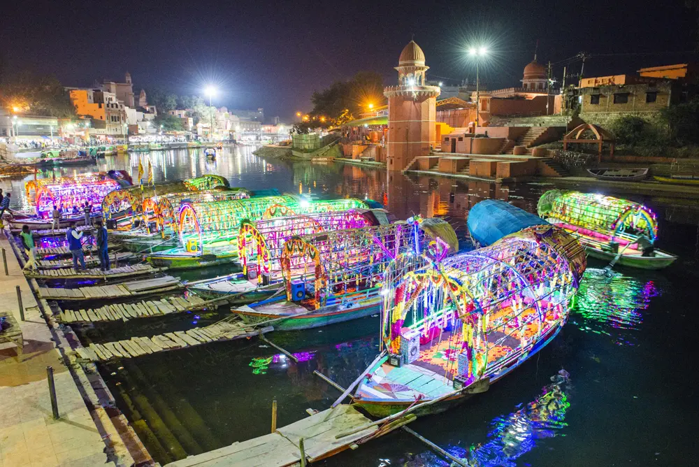 Chithrakot Must-Visit Places & Temples in Chitrakoot (2026) | MP Tourism