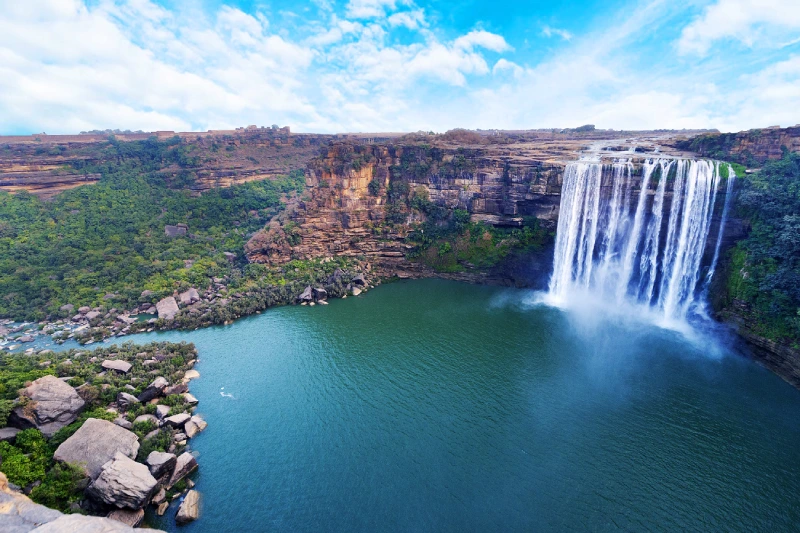 Travel Guide to Rewa, Madhya Pradesh