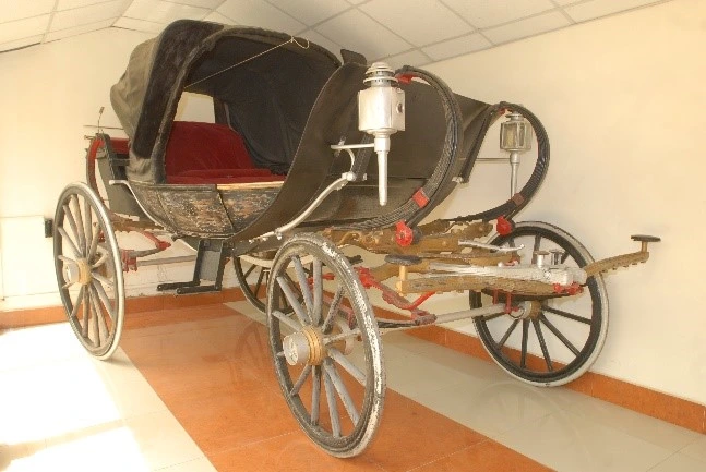 buggy of Maharaja Hari Singh of Kashmir at Army Ordnance Corps (AOC) Museum, Jabalpur