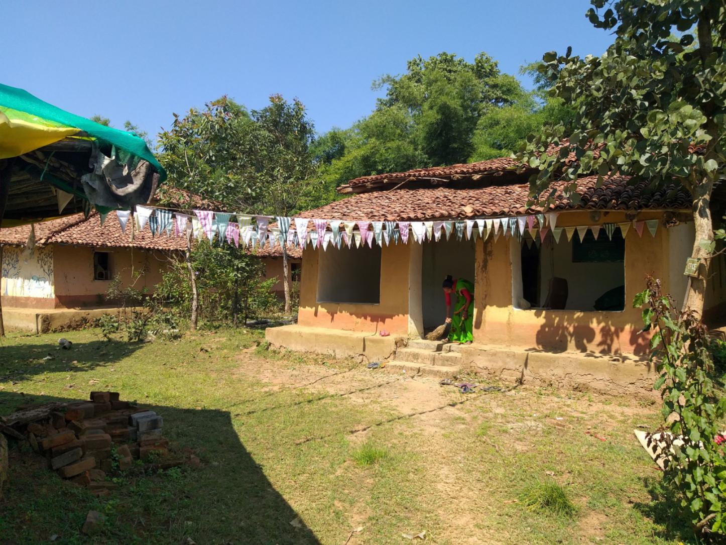Handcrafted by Women: Pashupakshee Souvenirs at Kanha Park | MP Tourism